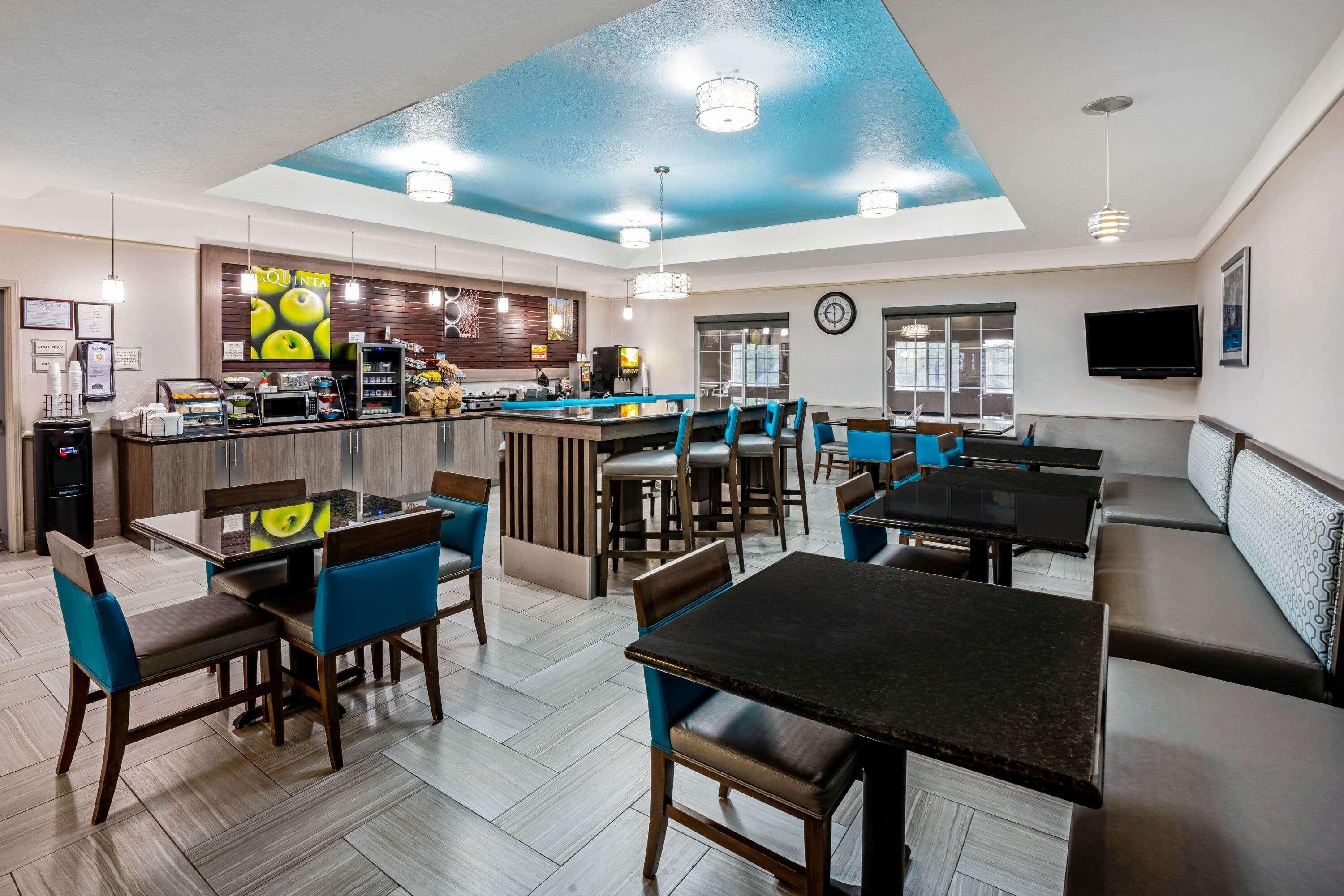 La Quinta By Wyndham Conroe Exterior foto