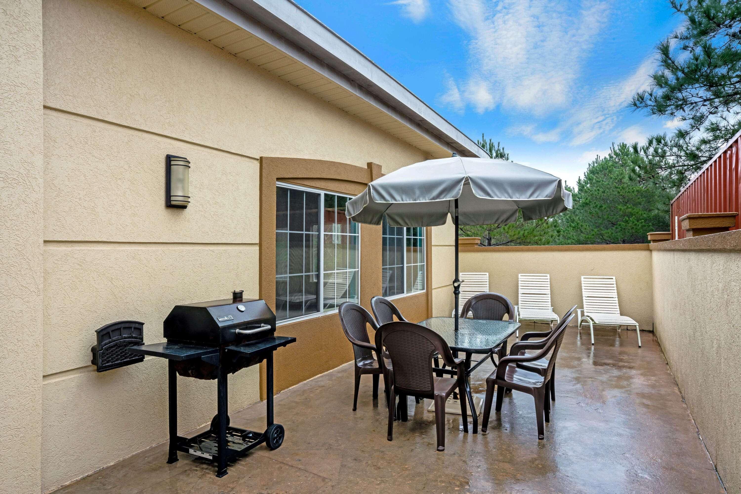 La Quinta By Wyndham Conroe Exterior foto